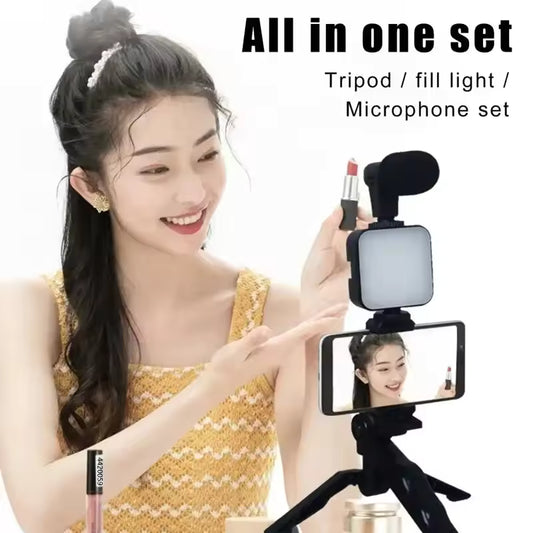 🎬 3‑in‑1 Mobile Vlogging Kit 📱 LED Light + Microphone + Tripod Stand for Content Creators ✨
